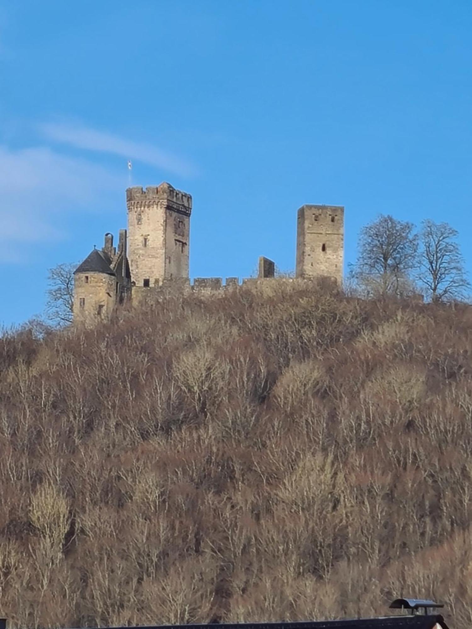 Ferienwohnung Burgblick Pelm Екстер'єр фото