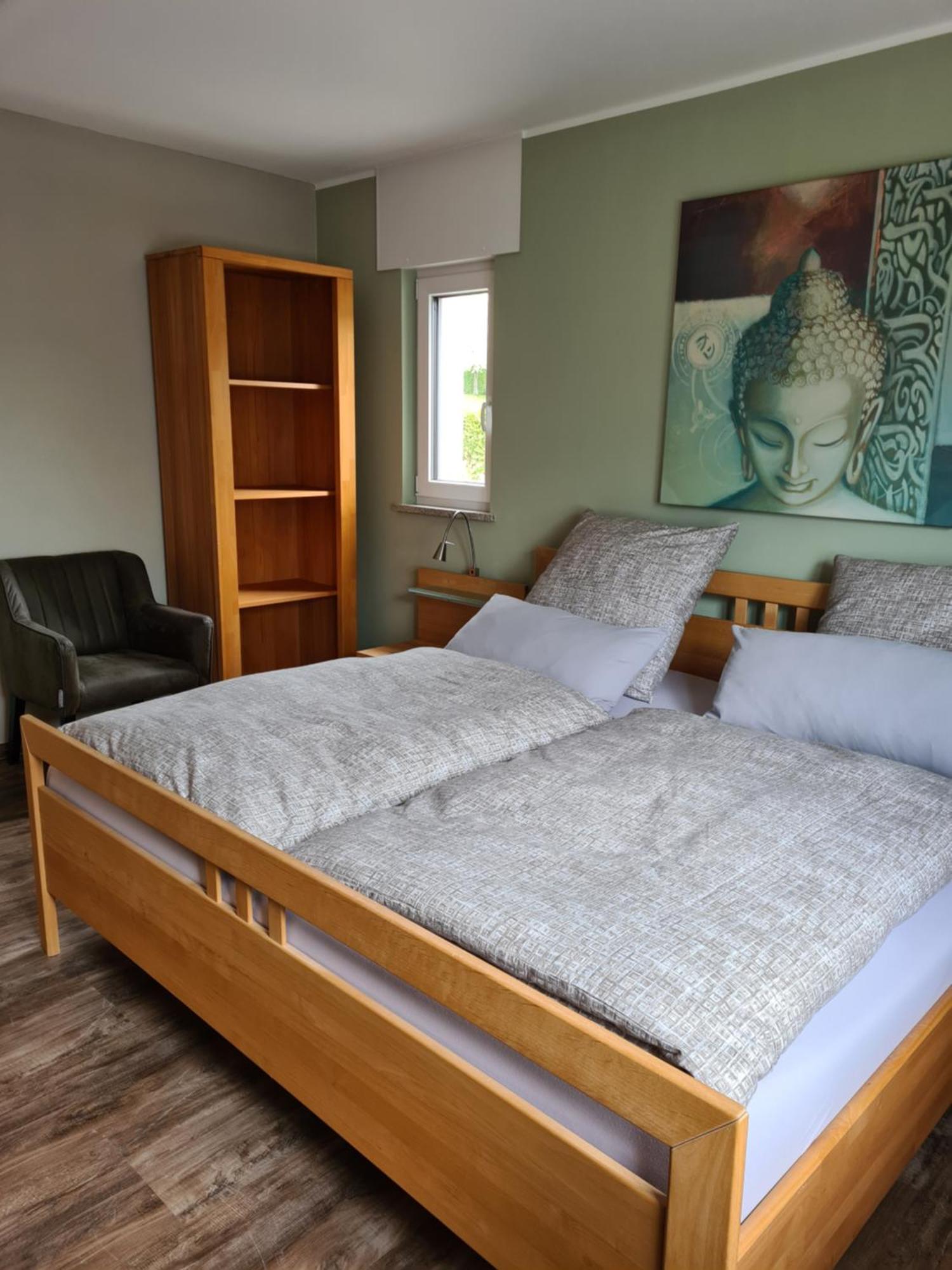 Ferienwohnung Burgblick Pelm Екстер'єр фото