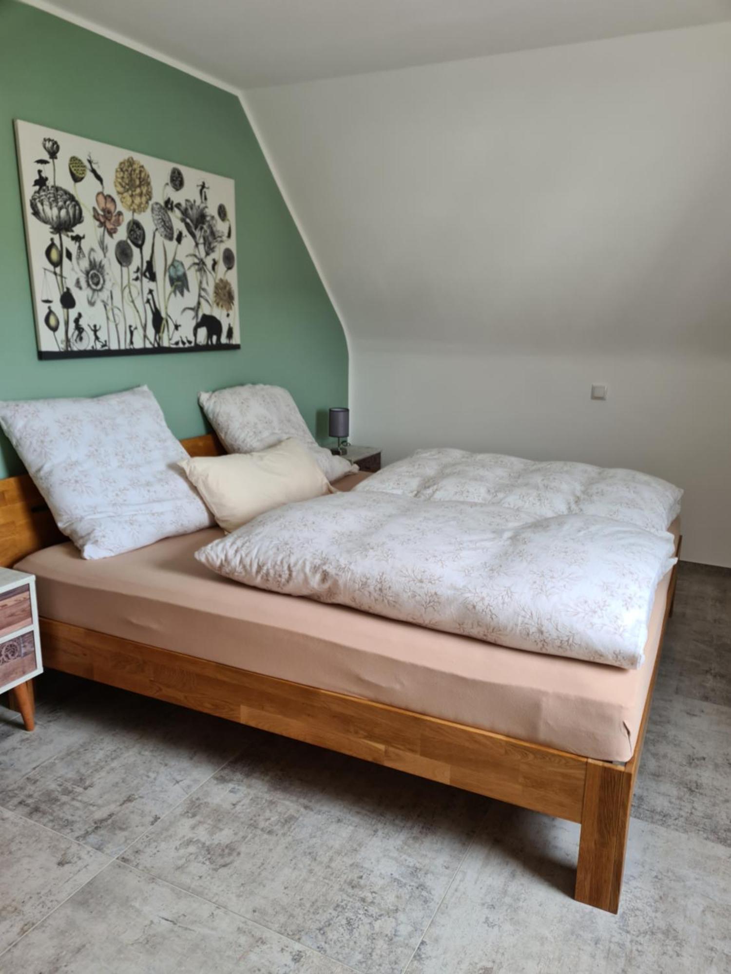 Ferienwohnung Burgblick Pelm Екстер'єр фото